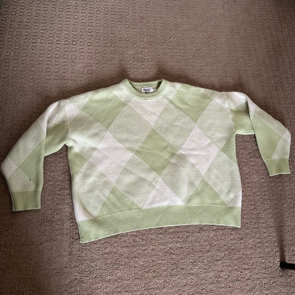 Light Green and White Sweater, Princess Polly - Picture 3 of 9